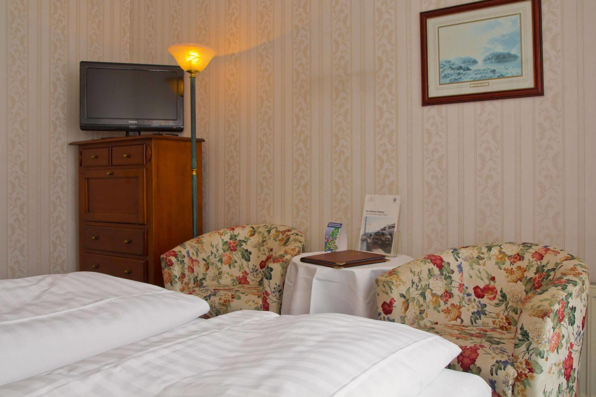 Seetelhotel Strandhotel Atlantic 제바트헤링스도르프 외부 사진