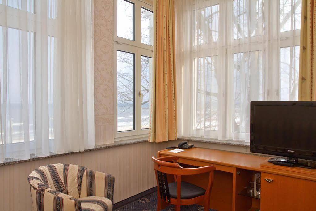 Seetelhotel Strandhotel Atlantic 제바트헤링스도르프 외부 사진